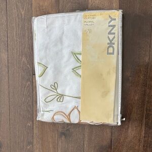 DKNY Floral Valley Cotton Shower Curtain Green and Brown- New With Tags